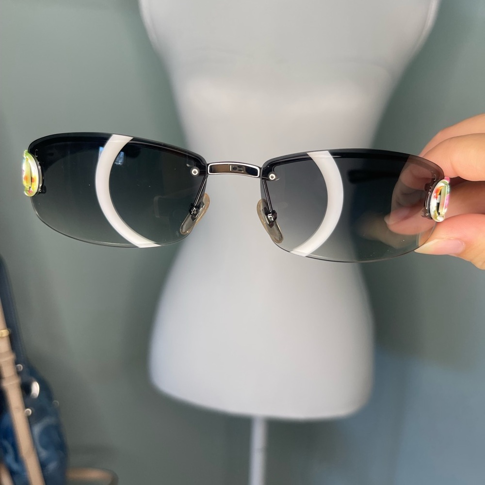 2003 vintage Gucci sunglasses